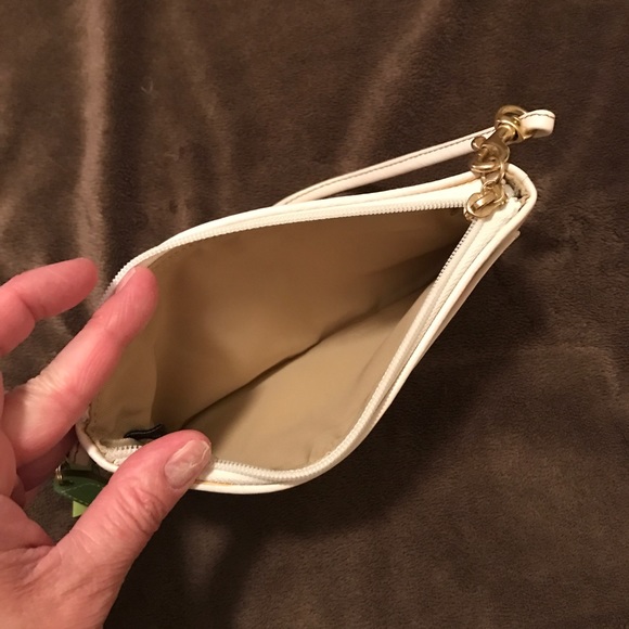 NWOT Coach White C Wristlet - Picture 3 of 3